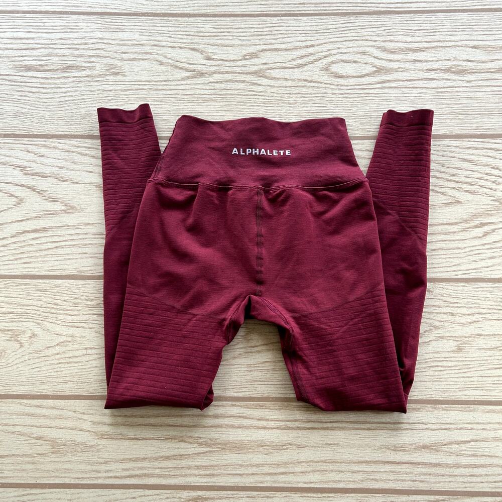 Alphalete Athletics Revival Athletic Leggings Women's Size M Red